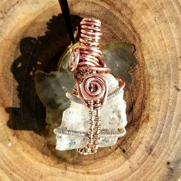 Dark.Particle Jewelry - Brazilian Petalite Pendant 🌟Angel Stone 😇